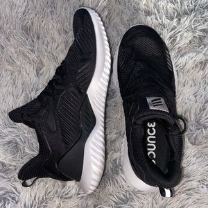 ADIDAS ALPHA BOUNCE! perfect condition!